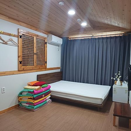The Jeongga Pansiyon Jeonju Dış mekan fotoğraf