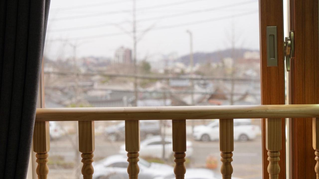 The Jeongga Pansiyon Jeonju Dış mekan fotoğraf