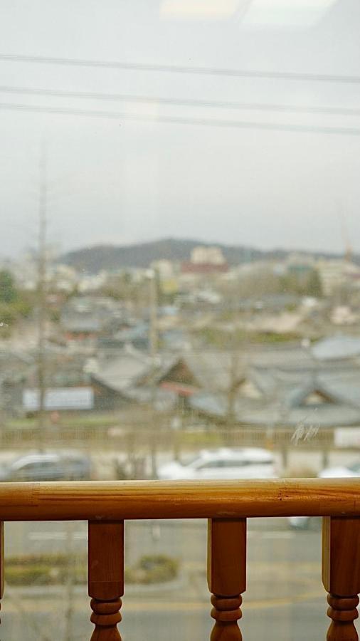 The Jeongga Pansiyon Jeonju Dış mekan fotoğraf
