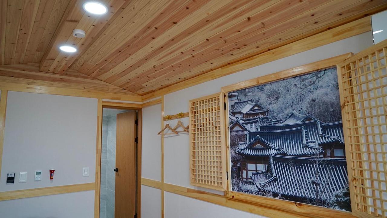 The Jeongga Pansiyon Jeonju Dış mekan fotoğraf
