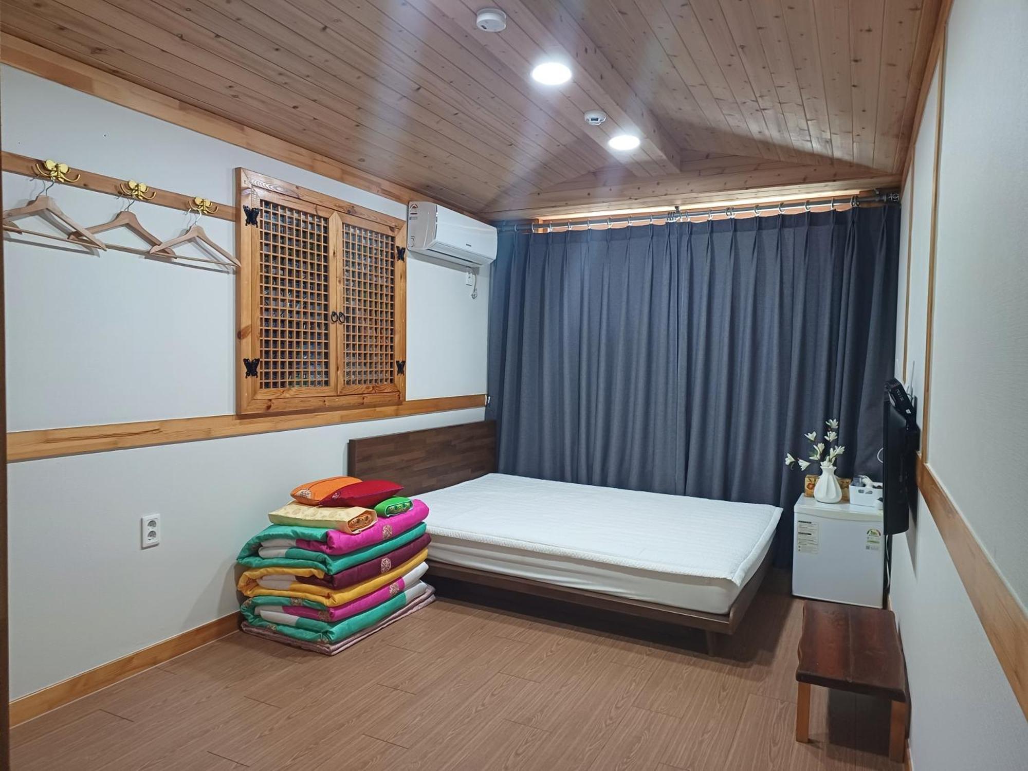 The Jeongga Pansiyon Jeonju Dış mekan fotoğraf